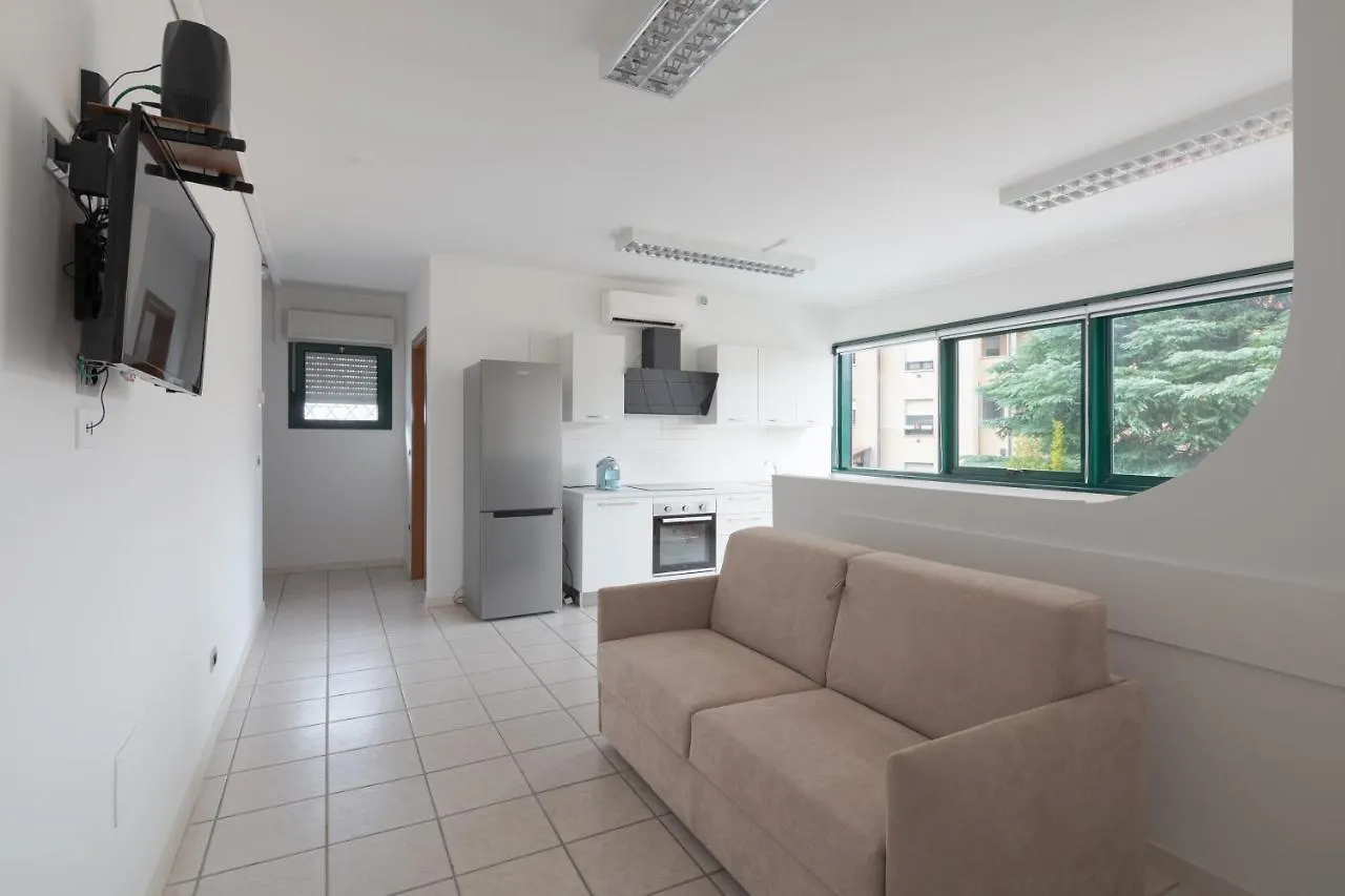 Frenkhome Open Space Castell'Arienti Appartamento