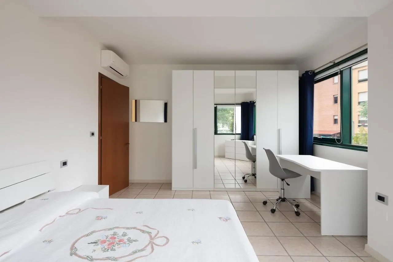 Frenkhome Open Space Castell'Arienti Appartamento
